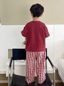 Dazy Kids 2 件套年轻男孩圆领纯色针织短袖 T 恤 + 编织格子长裤家居服，春夏 - 紅色 - 查看 2