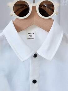 SHEIN 年轻男孩休闲简约舒适翻领卡通印花短袖衬衫 - 黑色 - 查看 4