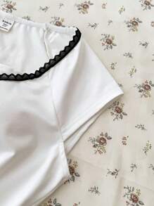 SHEIN Teen Girl Lace Bow Accent Contrast Color Fitted T-Shirt, Sweet Casual School Style Versatile T-Shirt, Comfortable Slim Fit Cute White Top For Summer - White - View 6