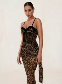 Glamine 性感优雅蕾丝豹纹不对称腰部透视鱼骨褶皱细节单肩带长裙女式超长女装 - 彩色 - 查看 3