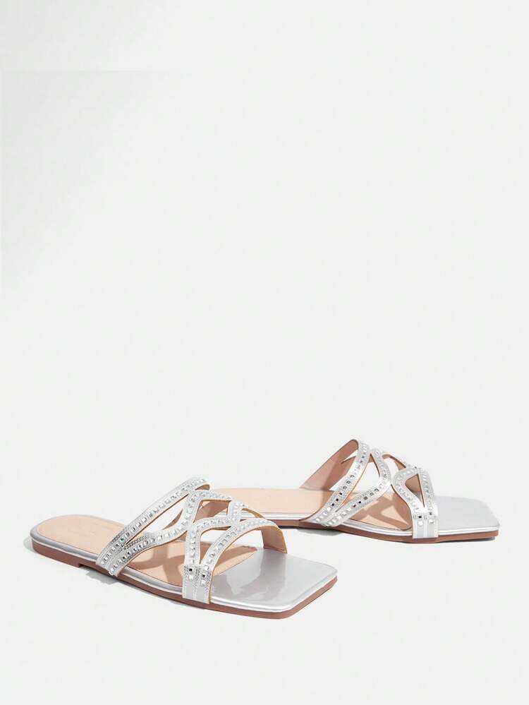 CUCCOO TILAWA Women's Red Stylish Metal Buckle Flat Sandals