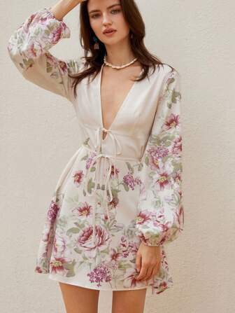 Aveloria Rosie Romantic Elegant High-End Printed Deep V Sexy Vacation-Style South France Holiday Tie-Up Cinched Waist Design Women Mini Dress Boho Vacation Fashionable Style For Spring Fall