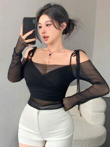 DAZY 半透明网纱拼接露肩长袖短款上衣，适合派对、返校季等夏季外出穿着。 - 黑色 - 查看 5