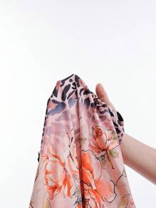 Soleia 大码女式豹纹花卉印花挂脖式露背吊带背心，春夏 - 彩色 - 查看 9