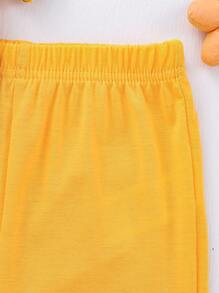 SHEIN Baby Girls Cute Floral Print Short Sleeve T-Shirt And Elastic Waist Pants 2 Pieces Outfit,Pastel Yellow,Summer,Casual,Vacation Daily Outings Set - Yellow - View 6