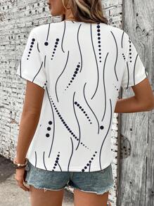 SHEIN LUNE Streamlined Print Summer V-Neck T-Shirt For Women