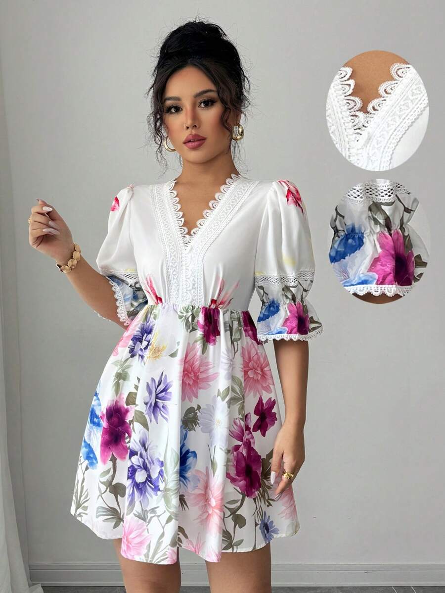 Chiquease 甜美女士 V 领撞色蕾丝腰线宽松袖印花短裙 - 彩色 - 查看 1