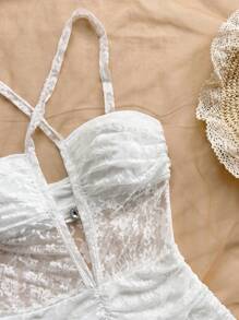 Soleia 女士白色蕾丝钩编交叉后背连衣裙，度假装