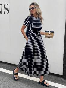 Siren Gaze Đầm midi cổ tròn tay ngắn kẻ sọc cho nữ, eo rút dây, thường ngày - Đen và trắng - Xem 3