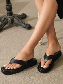 HighSole 女士新款时尚百搭黑色平底人字拖凉鞋，夏季高底春假优雅装扮华丽编辑轻松舒适波西米亚风度假城市盛会夏季 - 黑色 - 查看 5
