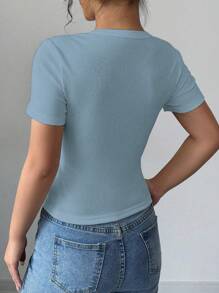 Gloray 法式性感修身圆领纯色装饰纽扣短款 T 恤女士