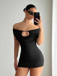 EgrlEra Women's Elegant Sexy Party Off-Shoulder Cut-Out Waist Bodycon Mini Dress, Little Black Dress - Black - View 5