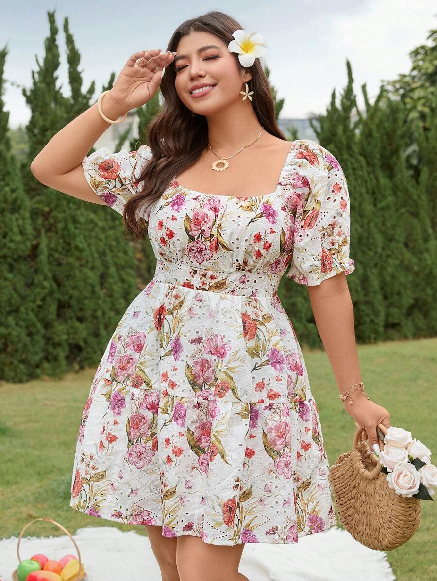 SHEIN LUNE 女装度假风复古法式蕾丝花卉刺绣镂空印花泡泡袖连衣裙 - 紅白色 - 查看 1