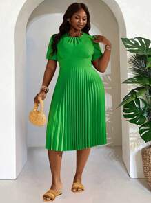 Slaydiva Plus Size Women's Solid Color Ruffle Hem Puff Sleeve Dress - Green - View 11