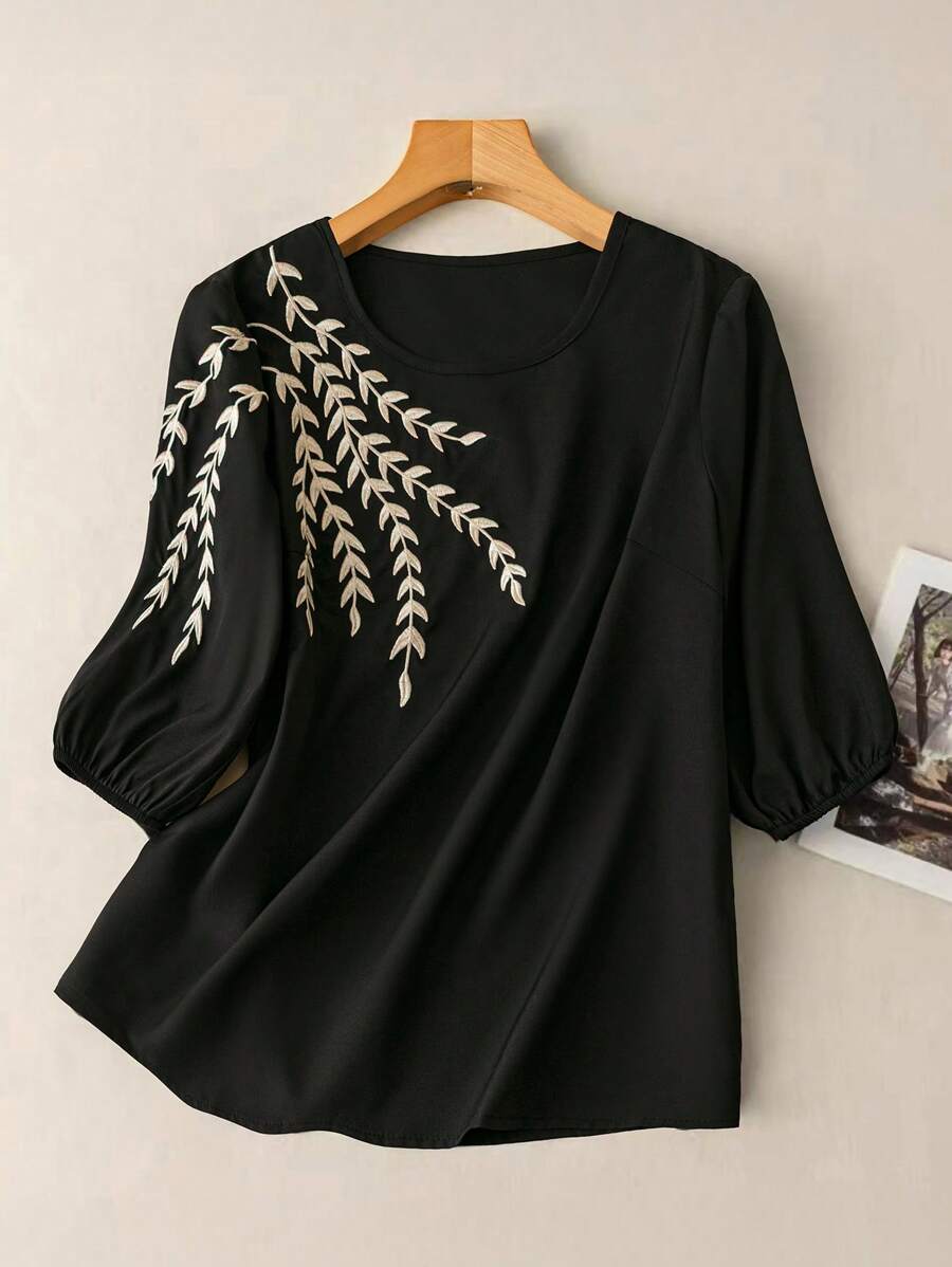 EMERY ROSE Women Embroidered Regular Fit Casual Vacation Short Sleeve Shirt - Black - View 1