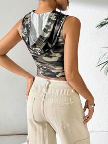 SHEIN Unity Atasan Tank Top Crop Berkerudung Motif Kamuflase untuk Wanita, Cocok untuk Musim Panas - MultiWarna - View 2