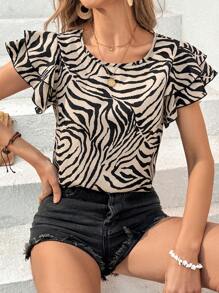 SHEIN Essnce Plus Size Women's Shirts, Summer Tops, Lotus Sleeves Tops,Summer Outfits For Women Summer Tops Graphic Tees Women,Cheetah Print Graphic Tees,Going Out Tops