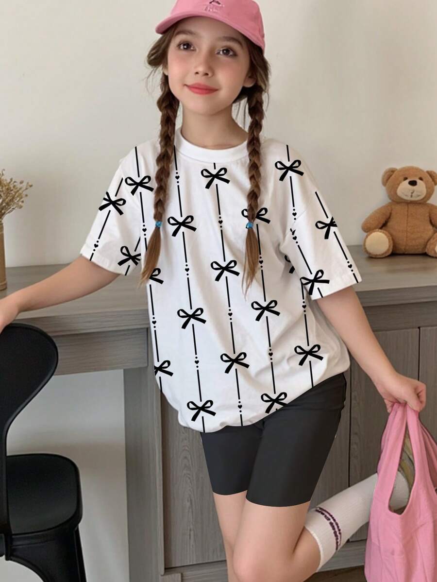 SHEIN Leap Crew 可爱条纹和蝴蝶结印花，青少年女孩休闲简约短袖 T 恤和短裤两件套，夏季 - 彩色 - 查看 1