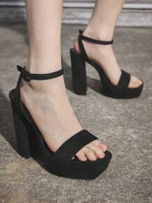 Sugerpunk 女士天鹅绒材质性感舒适稳定厚底高跟黑色凉鞋，适合通勤、约会、派对、节日、音乐节、婚礼 - 黑色 - 查看 6