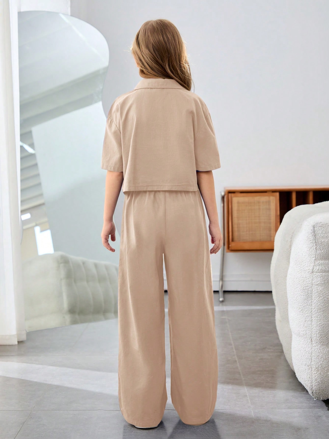 SHEIN بدلة كاجوال مكونة من بلوزة لامعة طويلة الأكم...