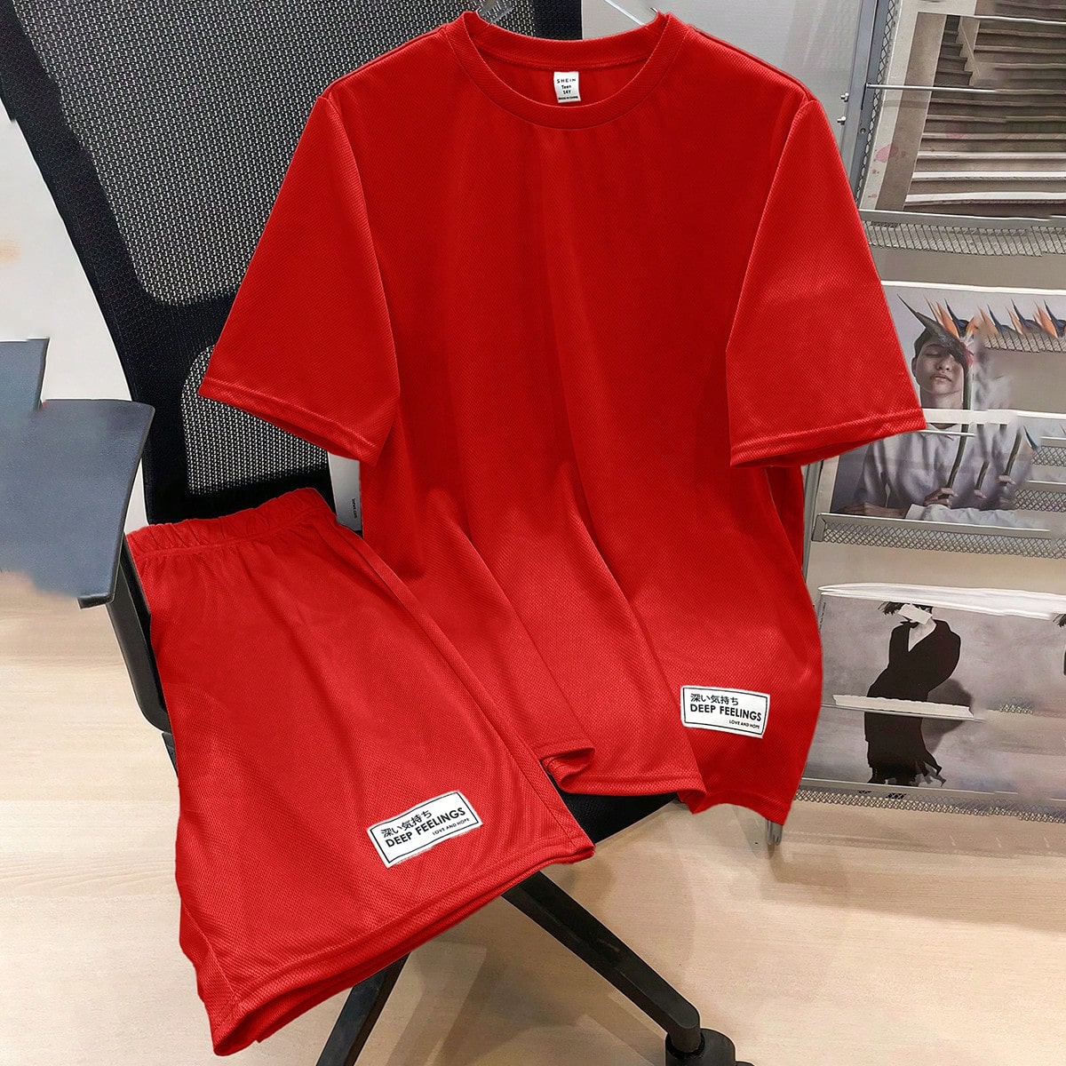 2 pezzi/set Completo shorts e maglia a maniche corte con etichetta decorativa casual e morbido per ragazzi adolescenti, adatto per primavera ed estate