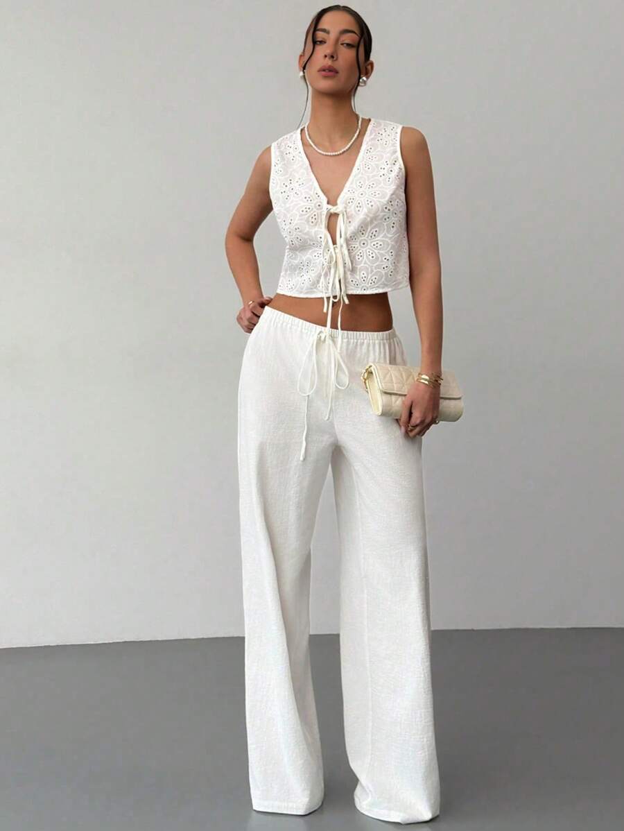 Aloruh Set de 2 piezas de conjunto elegante para primavera/verano: Blusa holgada con bordado y lazo delantero + Pantalón recto con cordón elástico - Blanco - Ver 1