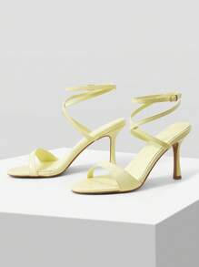 MOTF PREMIUM SANDALIAS DE TACÓN ALTO CON CORREA DE TOBILLO Y ESTAMPADO DE COCODRILO SIMPLE - Amarillo - Ver 9