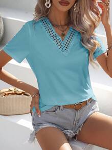 EMERY ROSE 女士纯色撞色蕾丝 V 领短袖休闲 T 恤 - 淺藍色 - 查看 5
