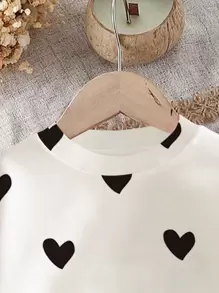 SHEIN 2pcs Baby Girl Casual Lovely Sweet Heart Pattern White Knit Soft Thick Crew Neck Long Sleeve Sweatshirt And Black Leggings Set, Suitable For Autumn/Winter