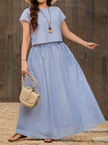 SHEIN LUNE 2 件大码女式条纹圆领短袖衬衫和口袋裙套装夏季春季女装波西米亚风度假装两件套夏装商务休闲女士休闲套装 - 藍白色 - 查看 3