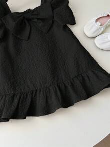 SHEIN Babygirl 夏季可爱黑色蝴蝶结纹理短袖连衣裙 - 黑色 - 查看 3