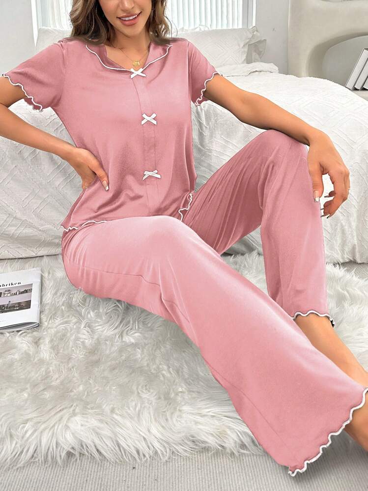 بيجاما نوم نسائية مزينة بالفيونكة ذات ألوان متباين...