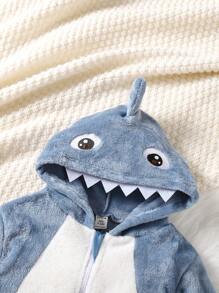 SHEIN Playful Pals 2 件装男婴蓝色和白色毛绒怪物爪子设计连帽连体衣带手套、长袖和裤子家居服套装 - 霧霾藍 - 查看 5