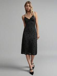 Easelle 女士性感黑色花卉植绒和网眼蕾丝拼接深 V 领紧身吊带裙 - 黑色 - 查看 6