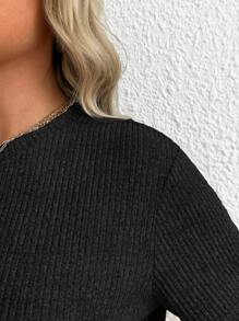 SHEIN 2 件套孕妇纯色圆领短袖上衣和开衩下摆裙子 - 黑色 - 查看 6