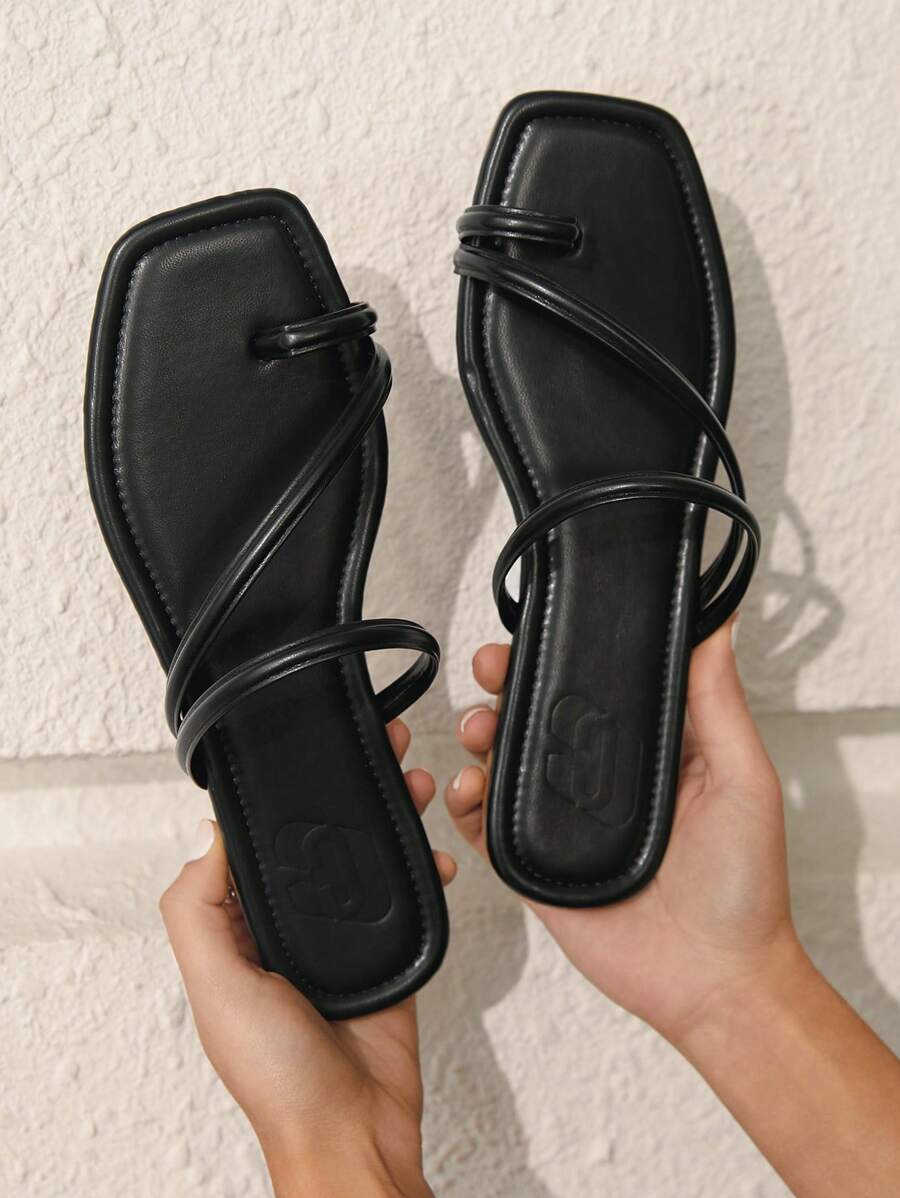 HighSole Ciabatte piatte nere alla moda e versatili per donne