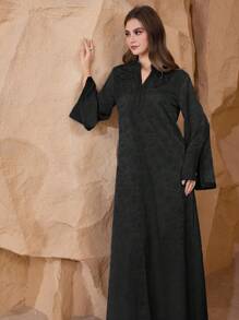 Al Najma 银色装饰立领开衩宽松长袖长裙 - 黑色 - 查看 5