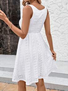 SHEIN Clasi 夏季优雅女装白色纹理立体图案无袖腰收腰A字弹力针织连衣裙，适合各种场合，可穿着日常休闲、通勤、旅行和度假 - 白色 - 查看 2