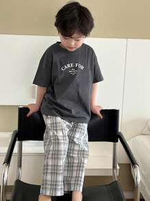 Dazy Kids 2 件套幼儿男童圆领字母印花短袖针织 T 恤和编织格子裤休闲装，春夏 - 黑與白 - 查看 5