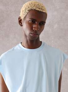 SUMWON Camiseta de tirantes holgada de estilo urbano con estampado de caligrafía manual, ajuste suelto, sin mangas, de verano, de moda casual de calle, minimalista, con borde crudo para entrenamiento. - Celeste - Ver 3