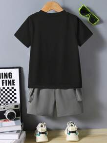 Young Boy Simple Fashion Summer Cargo Shorts And Short Sleeve Outfit Set - White - View 4