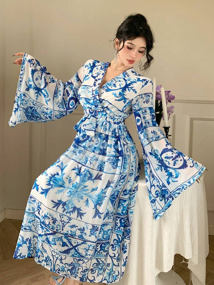 Women's Mid-Calf V-Neck Ruffle Sleeve Floral Chinoiserie Print Dress, Fall Dress Long Sleeve Dress Boho