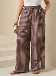SHEIN Clasi 大码休闲宽松条纹阔腿裤、女式裤子、女式加大码服装裤、女士度假装、女士夏季服装、商务休闲女装、外出、女士办公室服装、女士春季服装、教师、老钱、2025、女士裤子、棕色条纹阔腿裤、适合日常穿着、女士度假装、女士夏季服装、商务休闲女装、女士外出上衣、女士办公室服装、女士春季服装、节日、老钱、优雅女士服装、女士端庄服装、适合日常优雅穿着 - 咖啡棕 - 查看 7