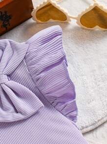 SHEIN 少女甜美百搭纯色罗纹盖袖圆领蝴蝶结T恤，适合日常、聚会、户外活动。不仅拥有时尚感，而且穿着舒适，更能展现少女夏日活泼可爱、甜美优雅的气质。 - 紫色 - 查看 3