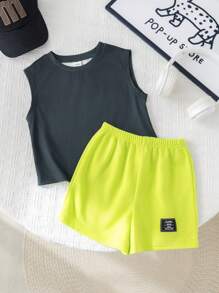 SHEIN 2pcs Baby Cartoon Animal Print Knit Soft Round Neck Drop Shoulder Pullover Top And Elastic Waist Shorts Set, Suitable For Sporty, Casual, Outdoor Wear For Spring/Summer