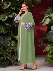 Al Najma Women's Modest Maxi Abaya Dress: Elegant Green Woven Fabric With Long Sleeves, Round Neck, And Ornate Tape Details,Robe - Green - View 6