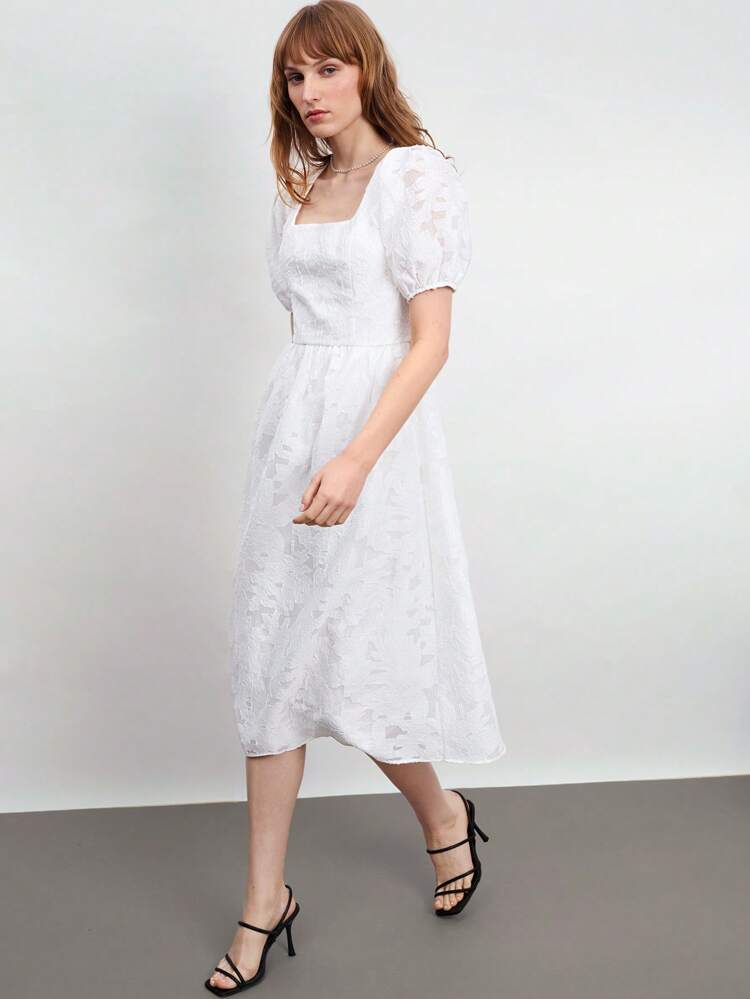 SHEIN Maija Women's Backless White Bow Decor Design Blouse, Chic Urban Casual Loose Soft U-Neck Puff Sleeve Short Sleeve Pullover Blouse, Feminine, Graceful, Romantic, French Style, Elegant Cruise Wear Midi Dress