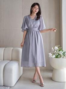 DAZY Solid Color V-Neck Ruffle Sleeve Pleat Hem Mid-Length Dress For Women Maxi Dress - Blue - View 6