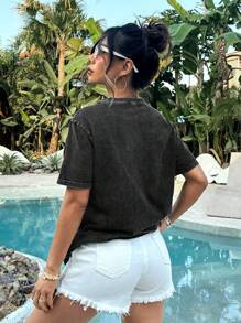 Clara Sepulveda 黑色，水洗复古，棉混纺，嘴唇，樱桃图案，休闲常规版型宽松圆领女式 T 恤，适合夏季 - 黑色 - 查看 2