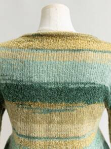 Soleia Sweater Rajut Bulu Imitasi Lengan Lonceng Leher Bulat Jala Gradien Ukuran Besar untuk Wanita, Musim Gugur/Musim Dingin, Gaya Resort - MultiWarna - View 3